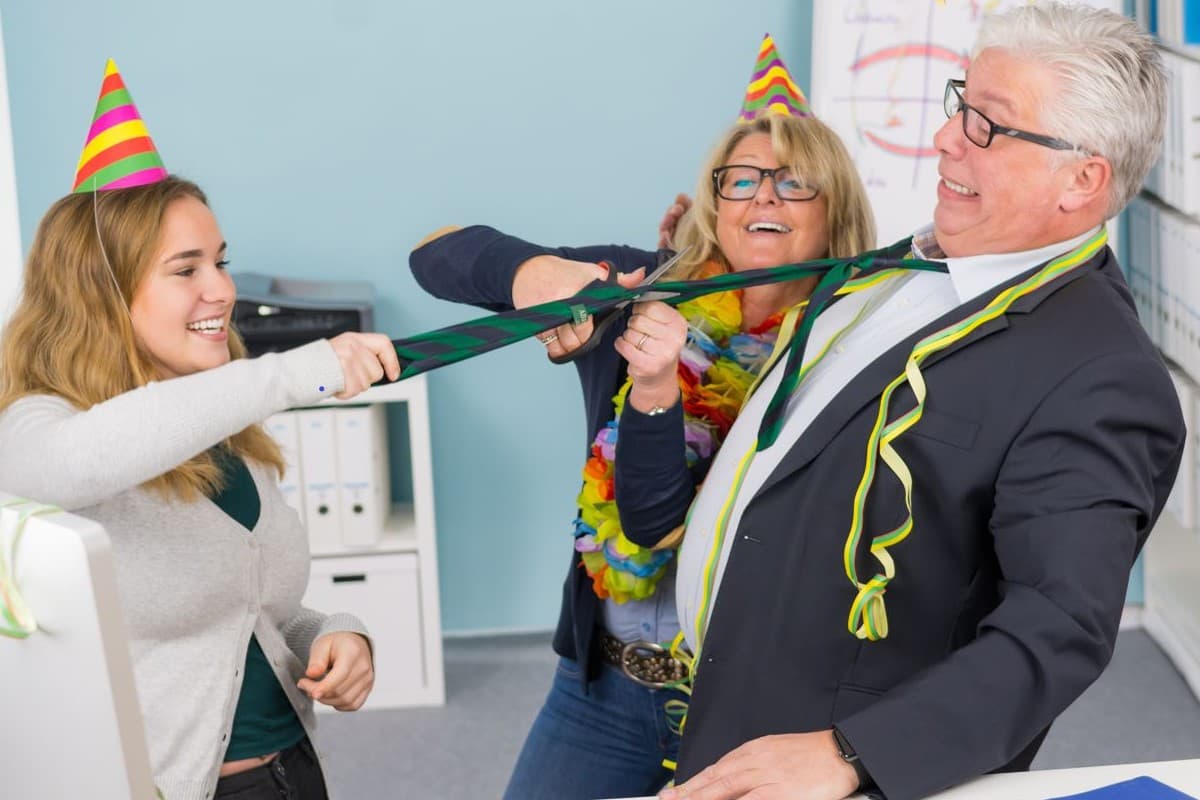 Aufgepasst: 4 No-Gos an Fasching im Büro